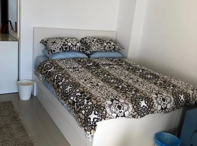 G Cribs B1F2